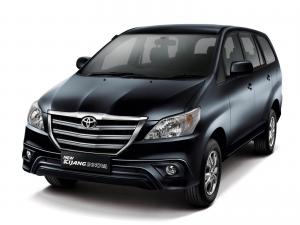 Toyota Kijang Innova '2013